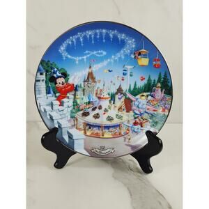 Walt Disney World Fantasyland Wall Decor Plate 8" 25th Anniversary 1996 Vintage